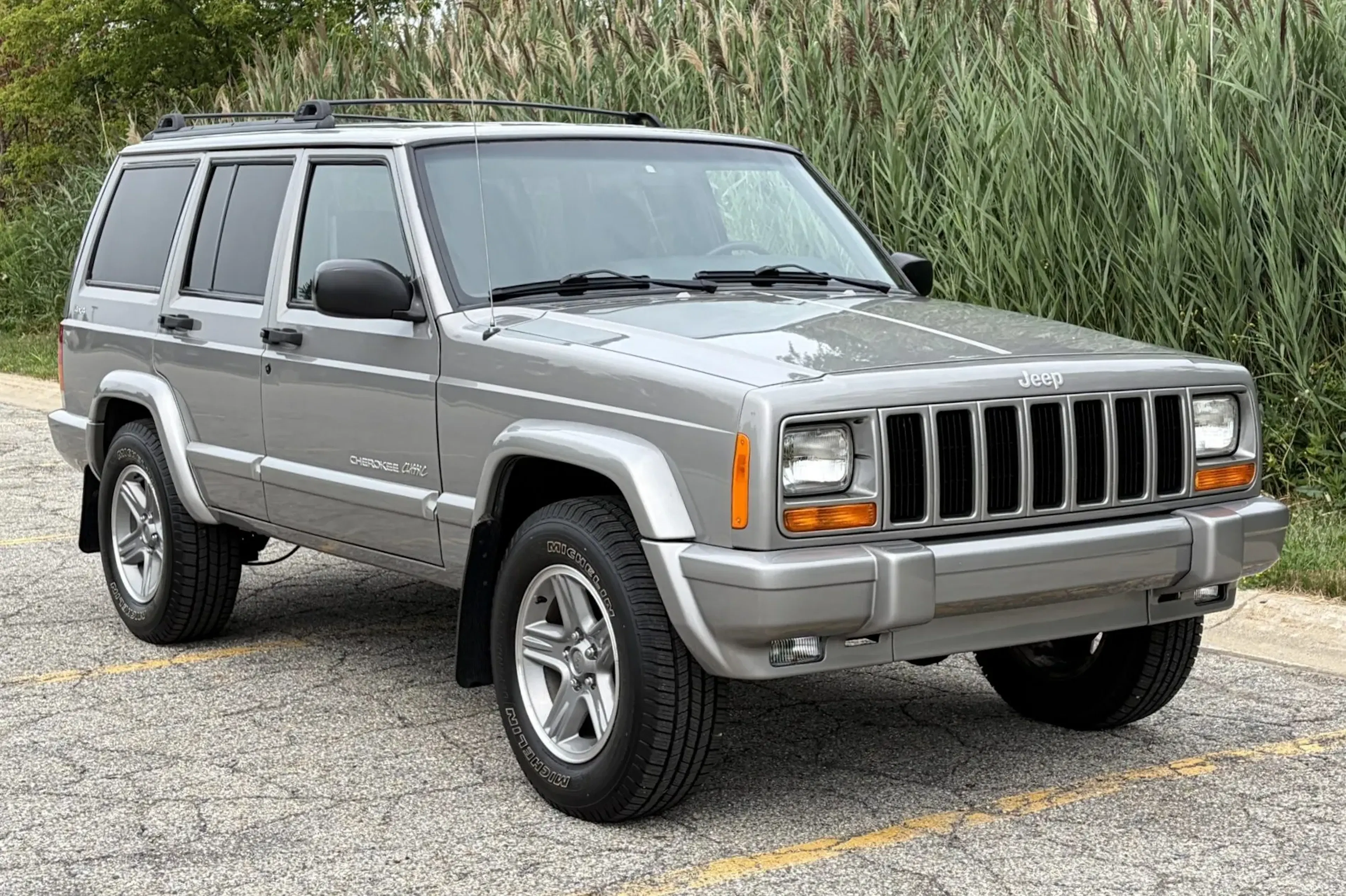 2000 Jeep Cherokee VIN 1J4FF58S5YL272303 | Hagerty Valuation Tools®